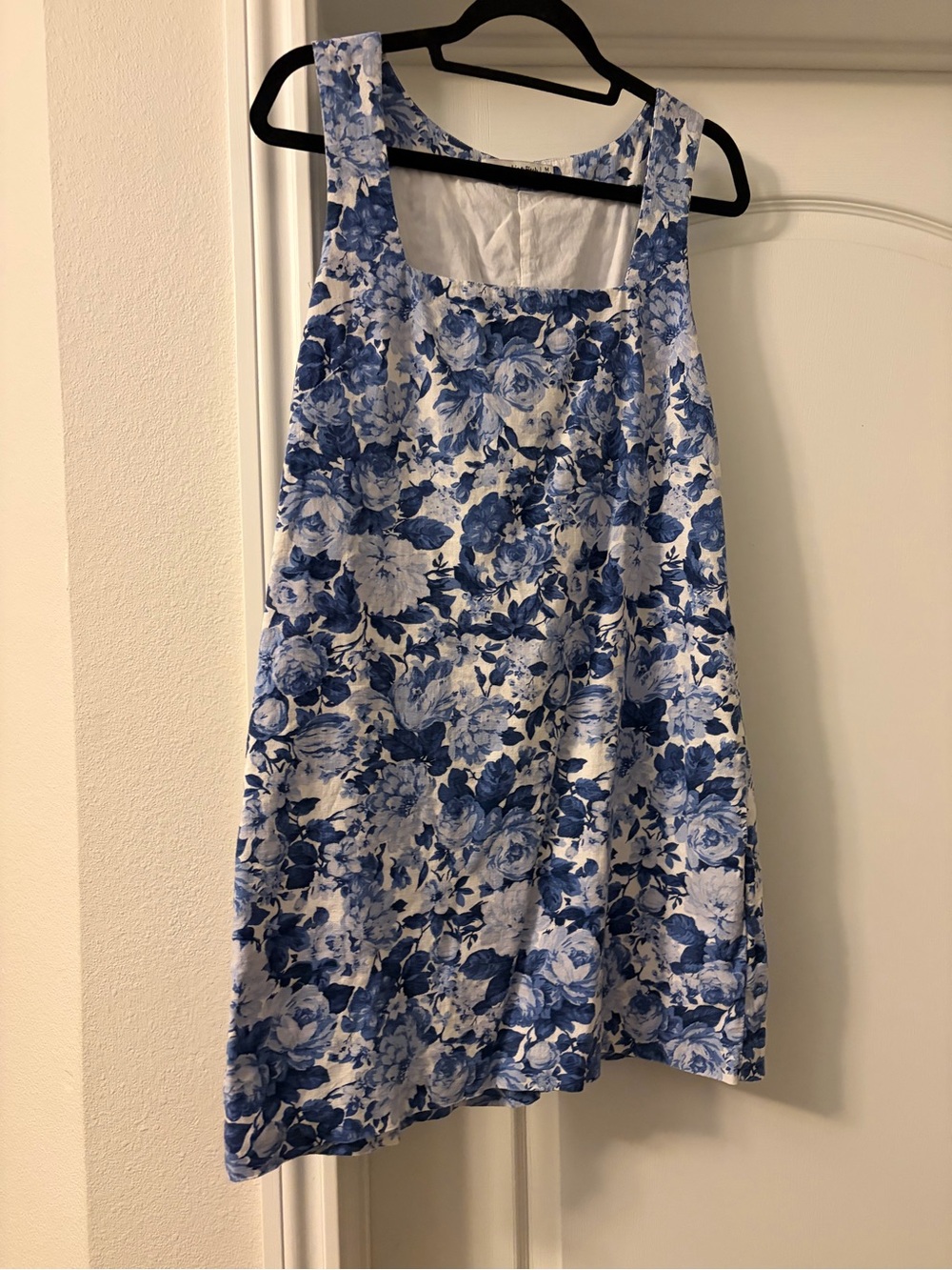 Abercrombie & Fitch Blue and White Floral Mini Dress - Picture 3 of 7